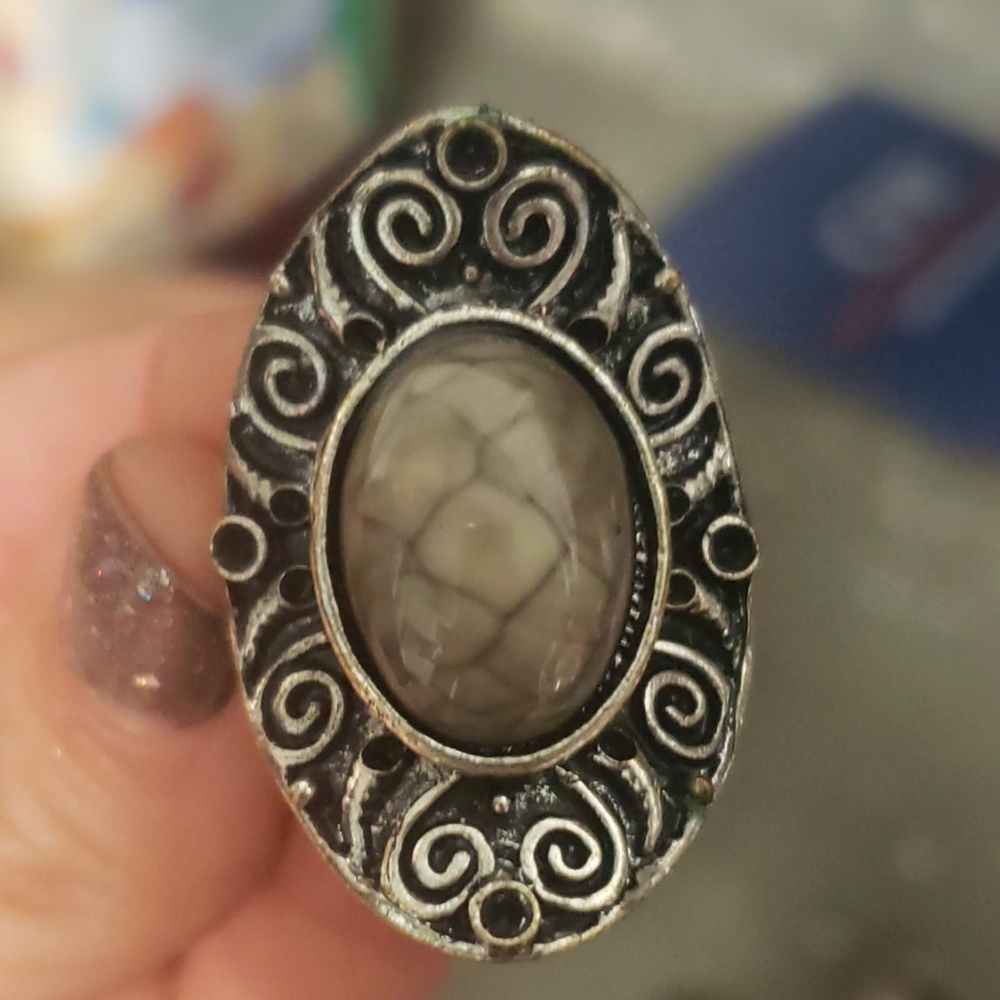 Rings - Picture 3 of 6